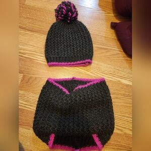 Hat and scarf set